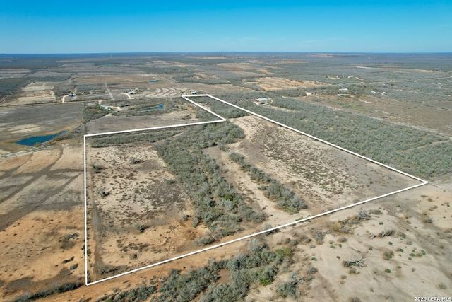 28.47 Cr 339, Jourdanton, TX 78026