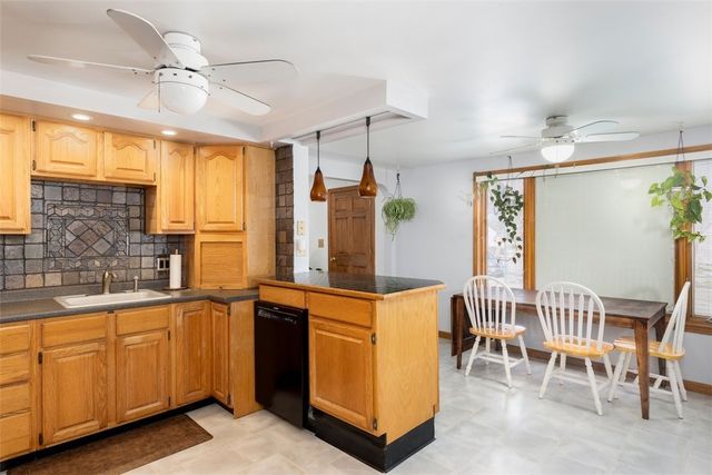 172 Calvin Court South, Tonawanda, NY 14150