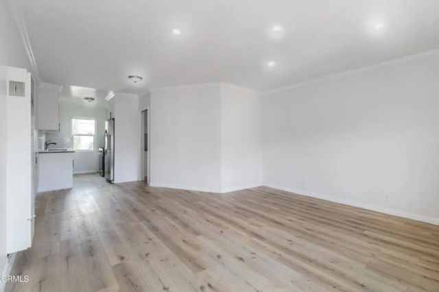 1736 Normandie Avenue 7, Los Angeles, CA 90027
