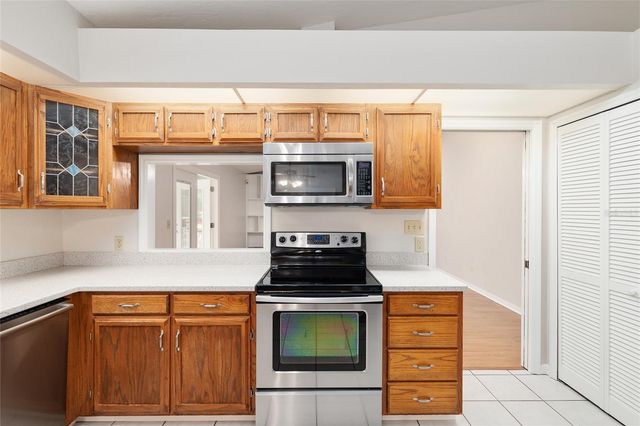 10123 SW 2ND PLACE, Gainesville, FL 32607