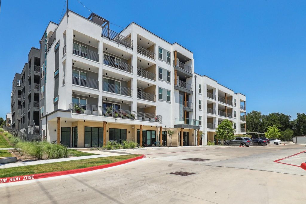 4801 SPRINGDALE RD 1211, Austin, TX 78723