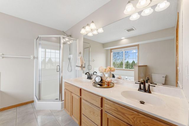 3941 94th Avenue N, Brooklyn Park, MN 55443