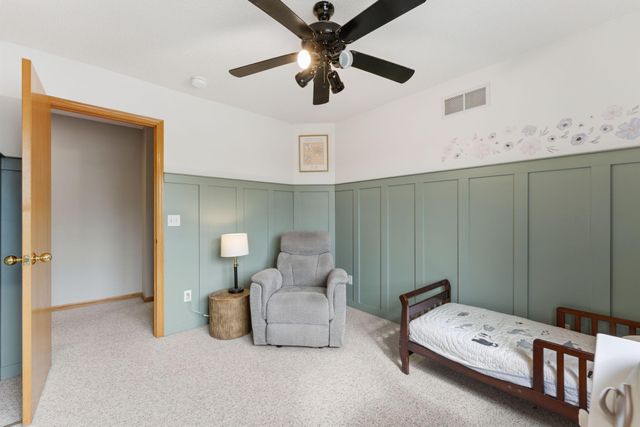 3941 94th Avenue N, Brooklyn Park, MN 55443