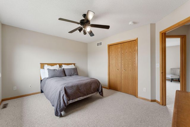 3941 94th Avenue N, Brooklyn Park, MN 55443