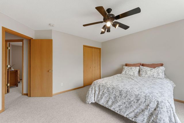 3941 94th Avenue N, Brooklyn Park, MN 55443