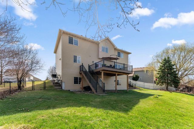 3941 94th Avenue N, Brooklyn Park, MN 55443