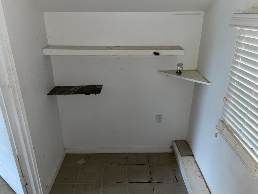 Image 2 of property listing at 705 Veck Street, San Angelo, TX 76903