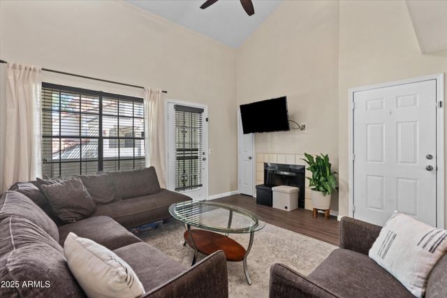 2333 E SOUTHERN Avenue 2067, Tempe, AZ 85282