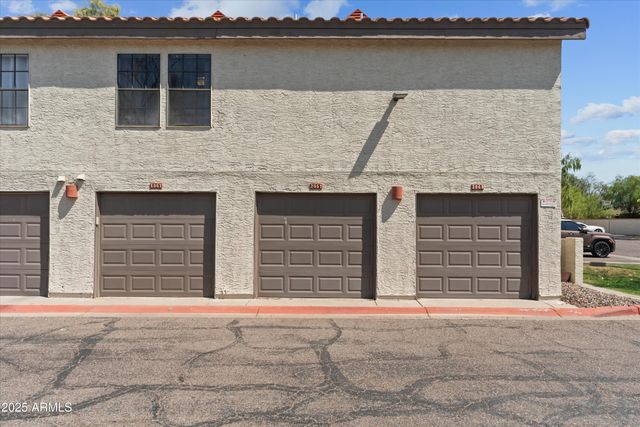 2333 E SOUTHERN Avenue 2067, Tempe, AZ 85282