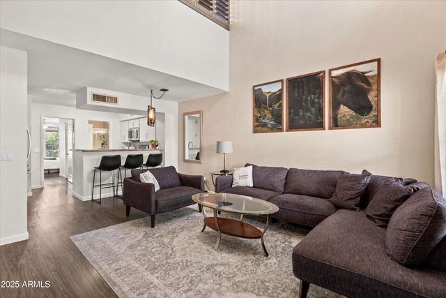 2333 E SOUTHERN Avenue 2067, Tempe, AZ 85282