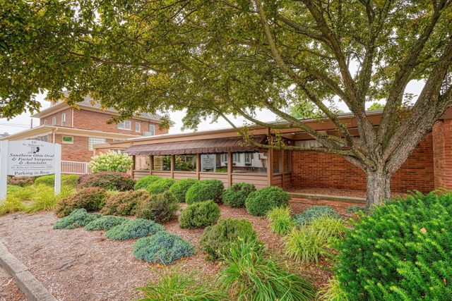 36 N Walnut Street, Chillicothe, OH 45601