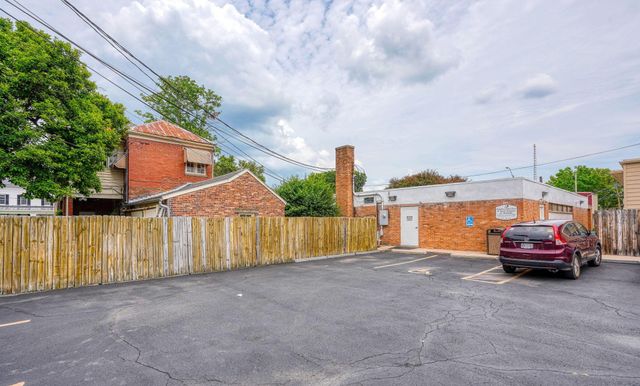 36 N Walnut Street, Chillicothe, OH 45601