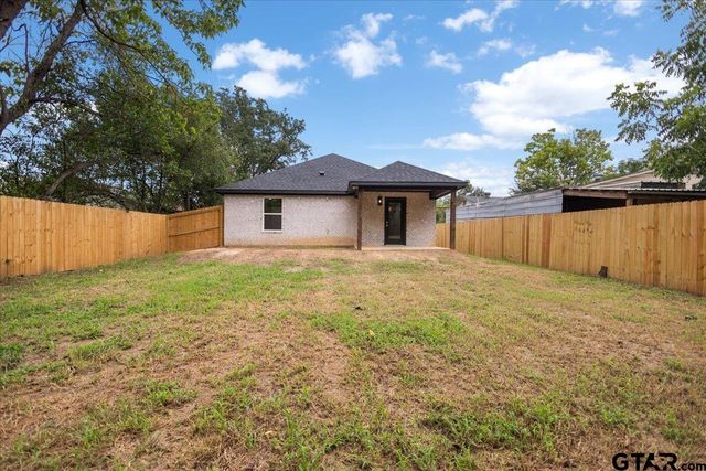 917 Crosby St., Tyler, TX 75701