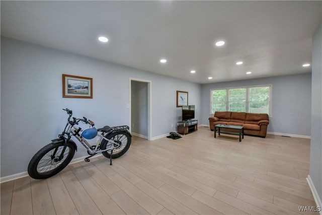 7 Hickory, Tuscaloosa, AL 35404