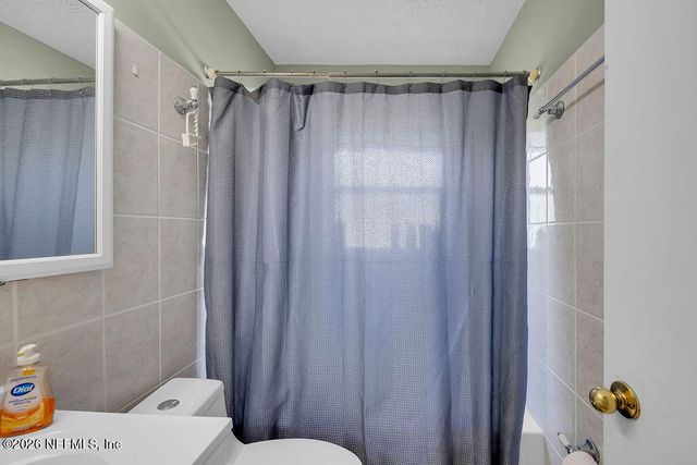 2859 LORAN Drive W, Jacksonville, FL 32216