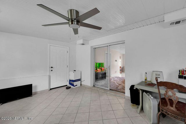 2859 LORAN Drive W, Jacksonville, FL 32216