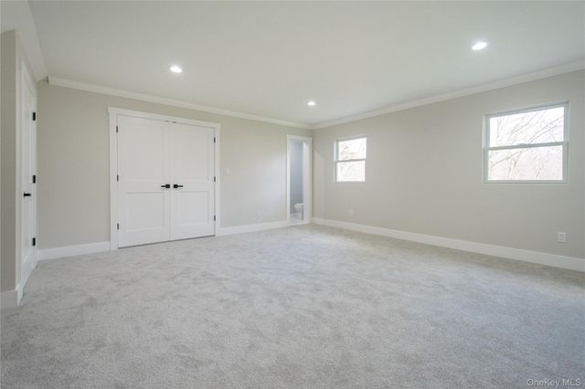 7 Howard Drive, Coram, NY 11727