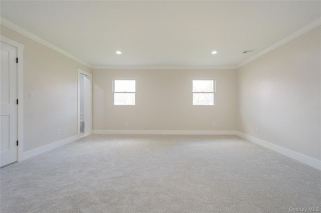 7 Howard Drive, Coram, NY 11727