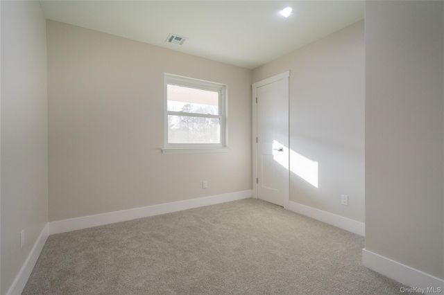 7 Howard Drive, Coram, NY 11727