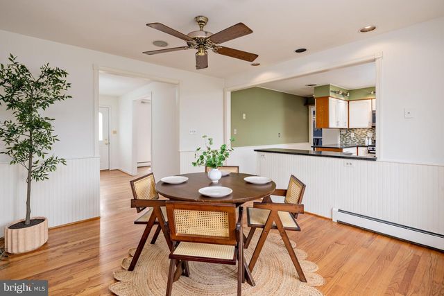 10214 GREEN CLOVER DR, Ellicott City, MD 21042