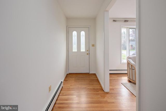 10214 GREEN CLOVER DR, Ellicott City, MD 21042