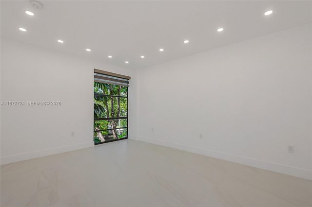 17620 Atlantic Blvd 311, Sunny Isles Beach, FL 33160