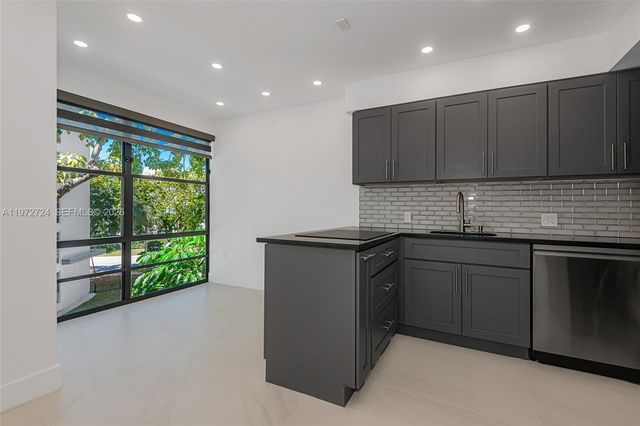 17620 Atlantic Blvd 311, Sunny Isles Beach, FL 33160