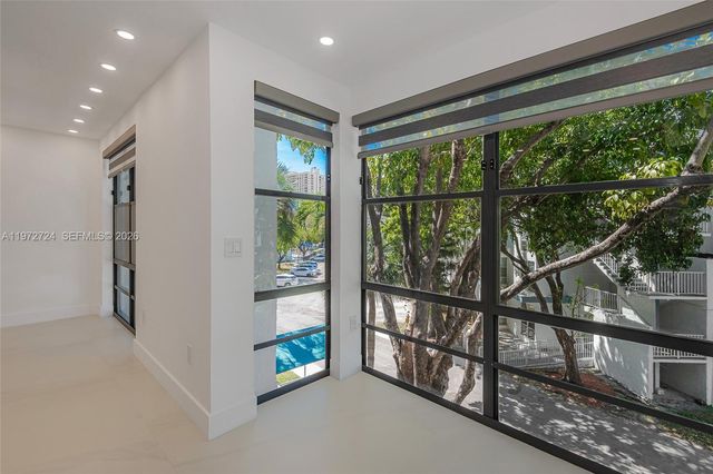 17620 Atlantic Blvd 311, Sunny Isles Beach, FL 33160