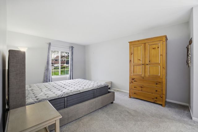 1925 Golf View Drive 1A, Bartlett, IL 60103