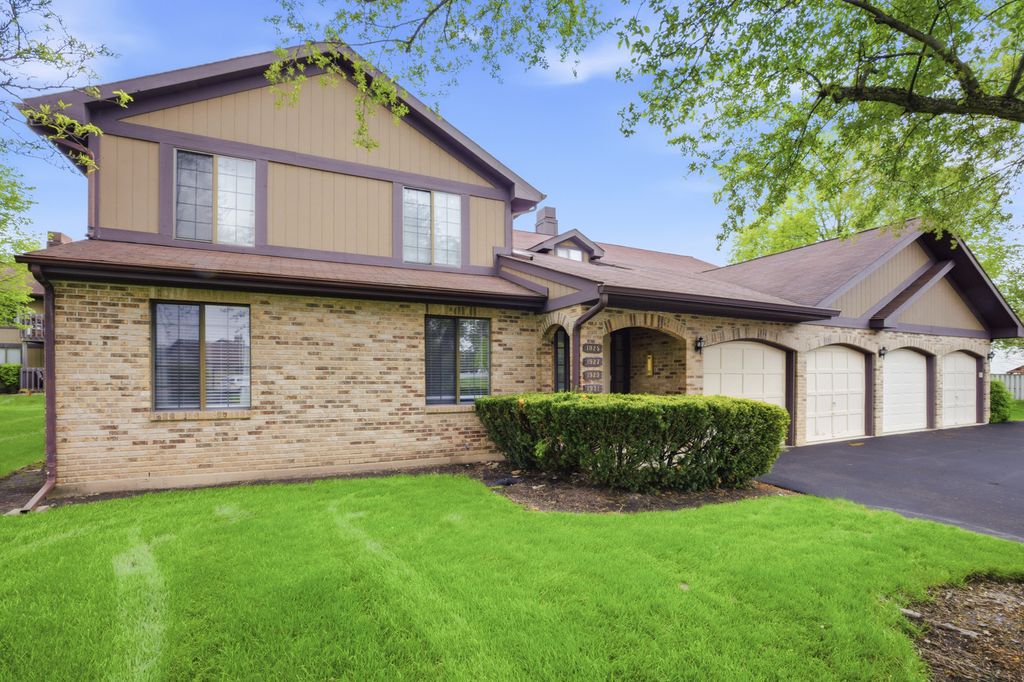 1925 Golf View Drive 1A, Bartlett, IL 60103