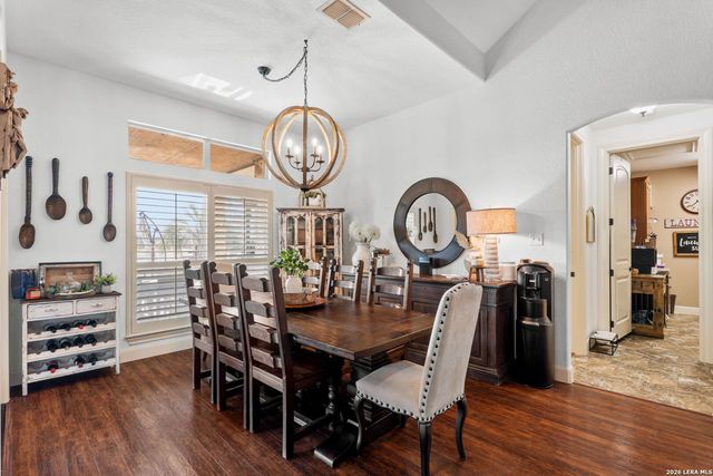 819 County Road 356, La Vernia, TX 78101