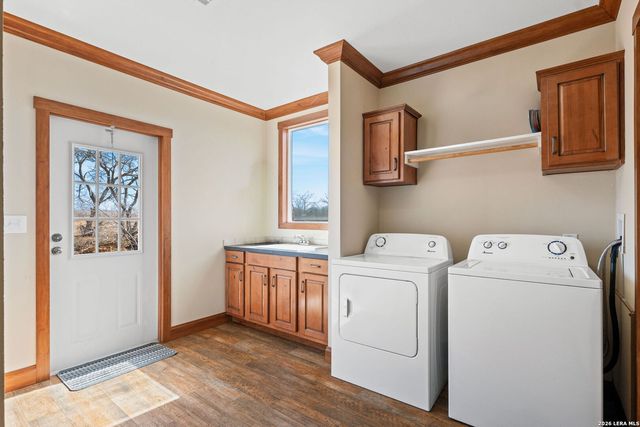 819 County Road 356, La Vernia, TX 78101