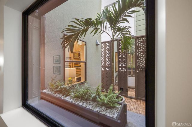 1536 Pacific Avenue 1, San Francisco, CA 94109