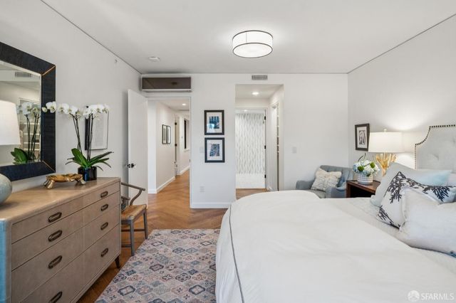 1536 Pacific Avenue 1, San Francisco, CA 94109