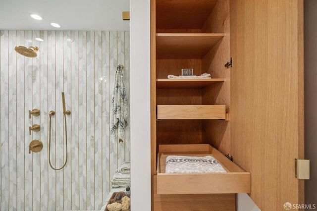 1536 Pacific Avenue 1, San Francisco, CA 94109