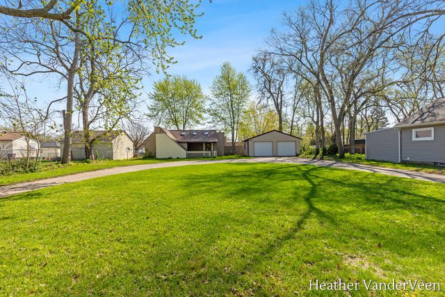 3012 Longstreet Avenue, Wyoming, MI 49509