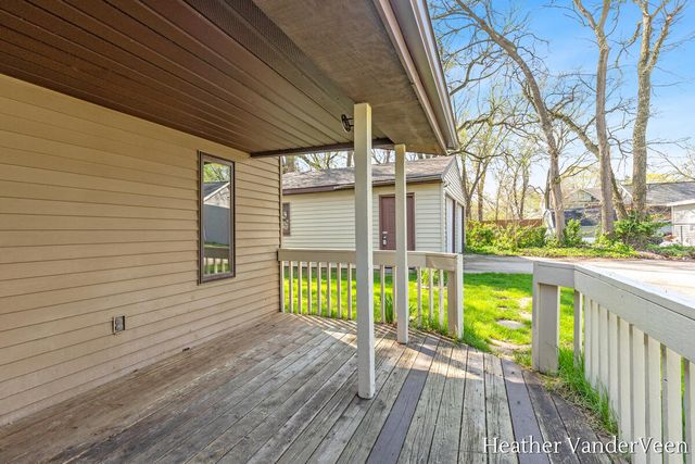 3012 Longstreet Avenue, Wyoming, MI 49509