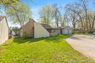 3012 Longstreet Avenue, Wyoming, MI 49509