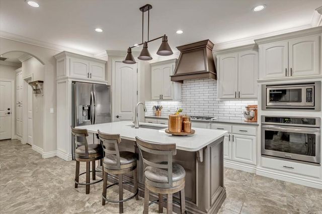 13216 Knight Island Drive, Oklahoma City, OK 73142