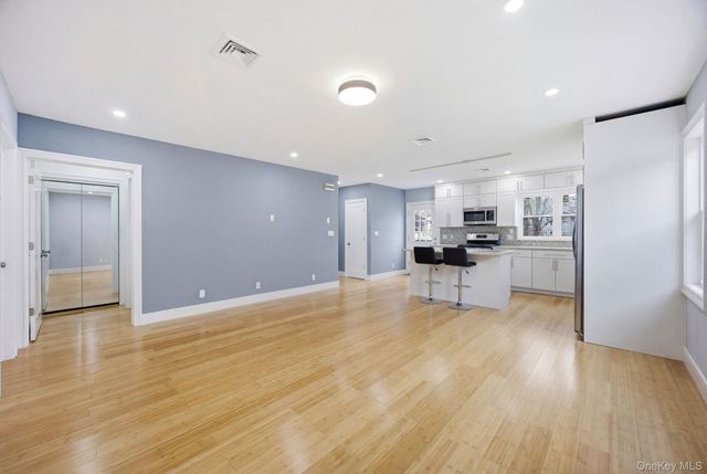 96 Coale, Staten Island, NY 10314