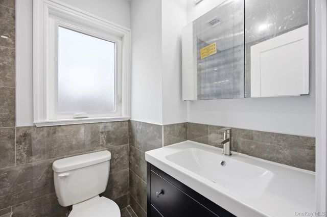 96 Coale, Staten Island, NY 10314