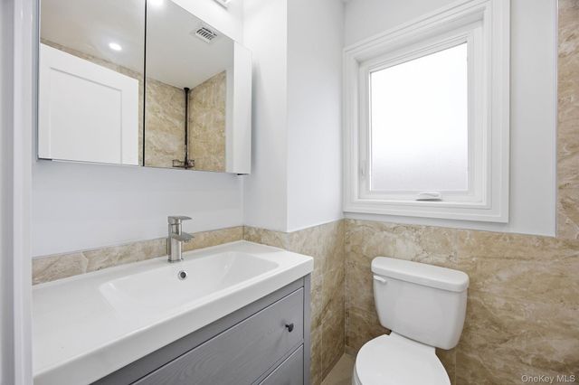 96 Coale, Staten Island, NY 10314