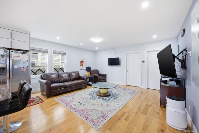 96 Coale, Staten Island, NY 10314