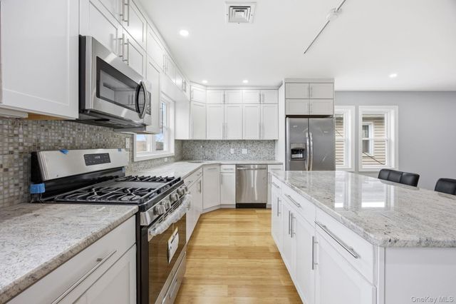 96 Coale, Staten Island, NY 10314