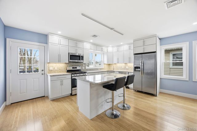 96 Coale, Staten Island, NY 10314