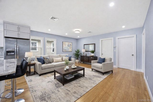 96 Coale, Staten Island, NY 10314