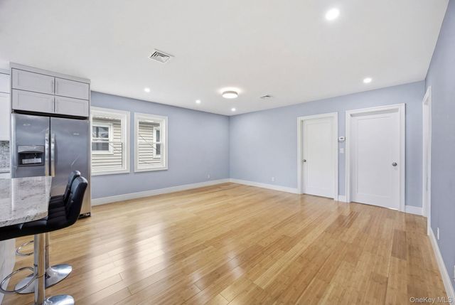 96 Coale, Staten Island, NY 10314