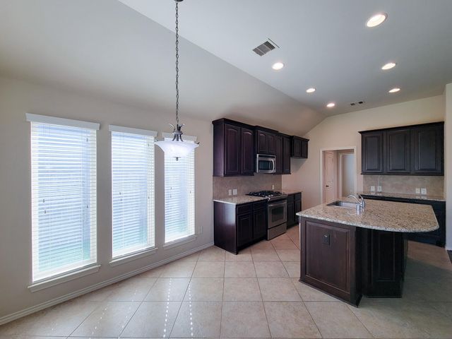 2710 Bamboo Lane, Rosenberg, TX 77471