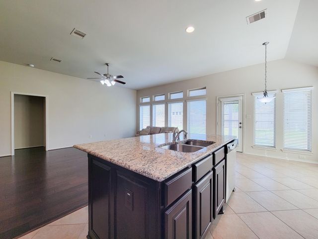 2710 Bamboo Lane, Rosenberg, TX 77471