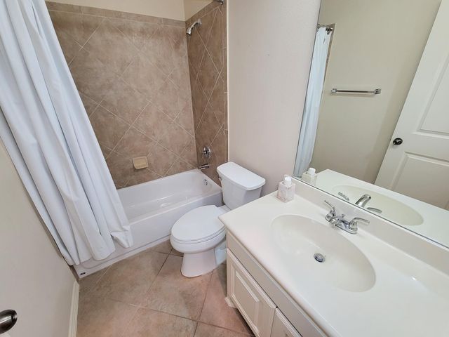 2710 Bamboo Lane, Rosenberg, TX 77471